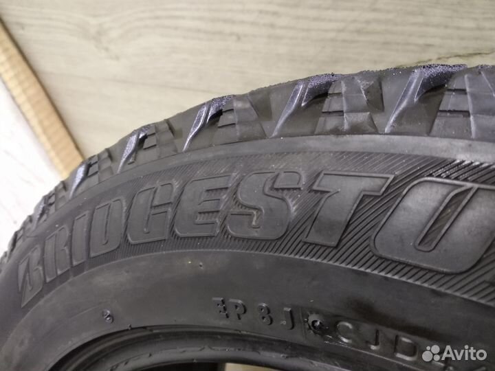 Bridgestone Blizzak Revo2 175/65 R14