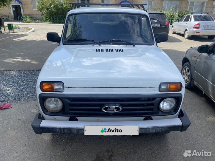 LADA 4x4 (Нива) 1.7 МТ, 2016, 150 000 км