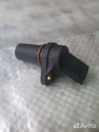 Датчик положения коленвала opel