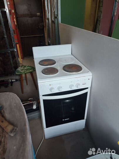 Электро плита с духовкой бу