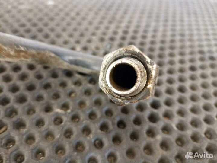 Трубка гура Iveco Stralis