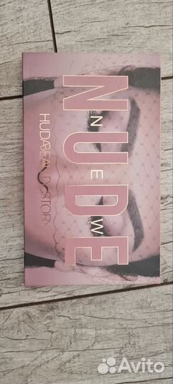 Тени для век