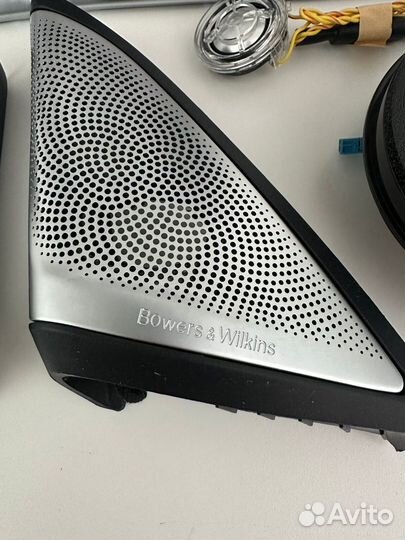 Накладки на динамики BMW G30/G31Bowers & Wilkins