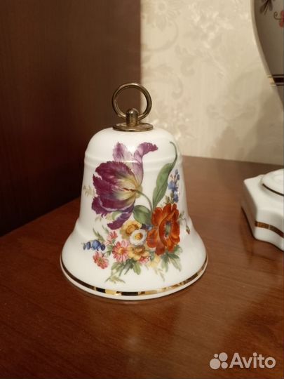 Колокольчик,фарфор. Германия, заводной с мелодией