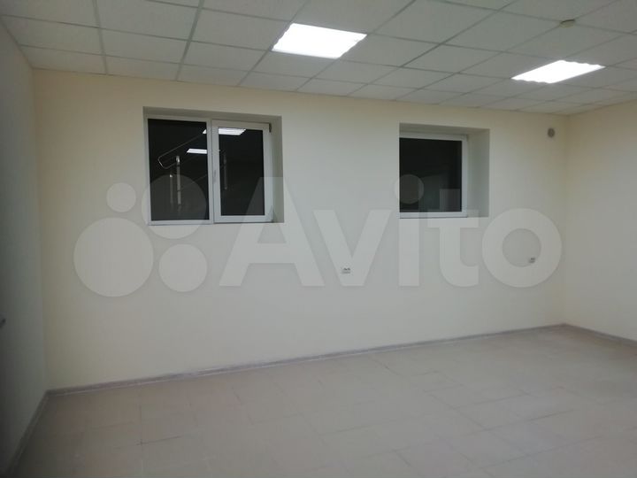 Свободного назначения, 300 м²