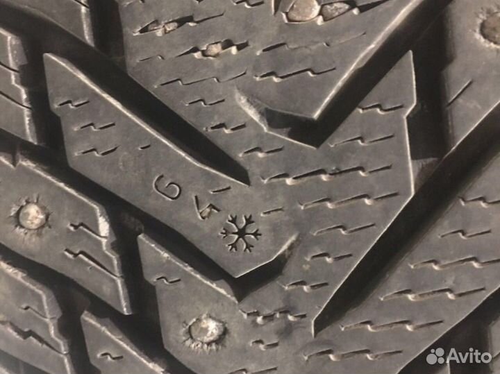 Nokian Tyres Hakkapeliitta 8 215/50 R17 95T