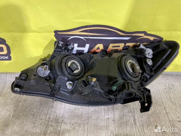 Фара передняя правая Honda Civic 4D 2005-2011