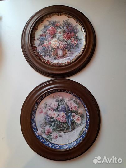 Пара декоративных тарелок в раме. Винтаж