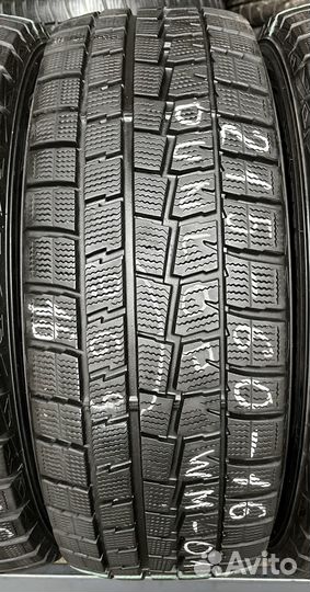 Dunlop Winter Maxx WM01 215/60 R16