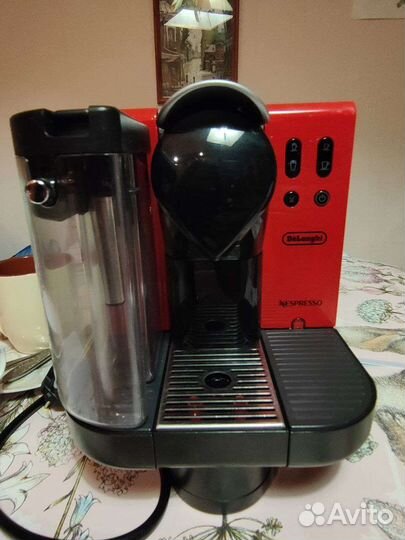 Капсульная кофемашина delonghi nespresso