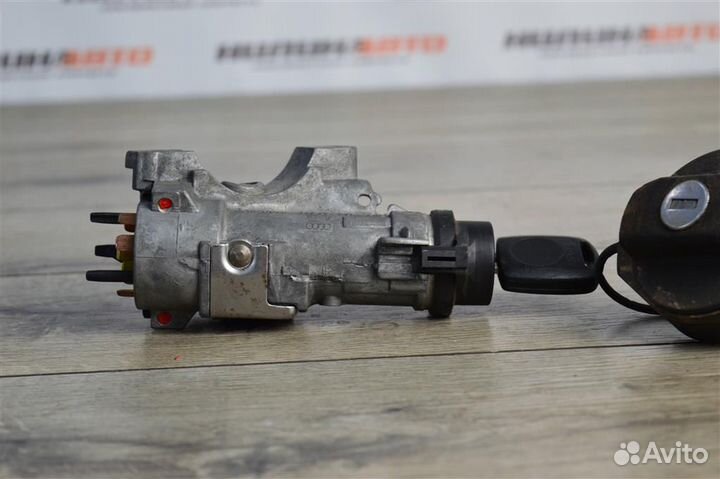 Замок зажигания skoda Fabia 2 Румстер