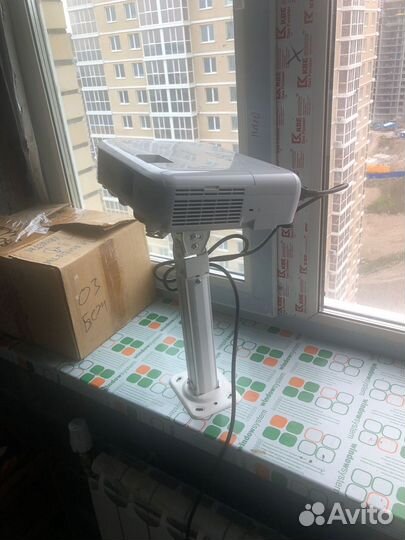 Проектор Epson EB-E500