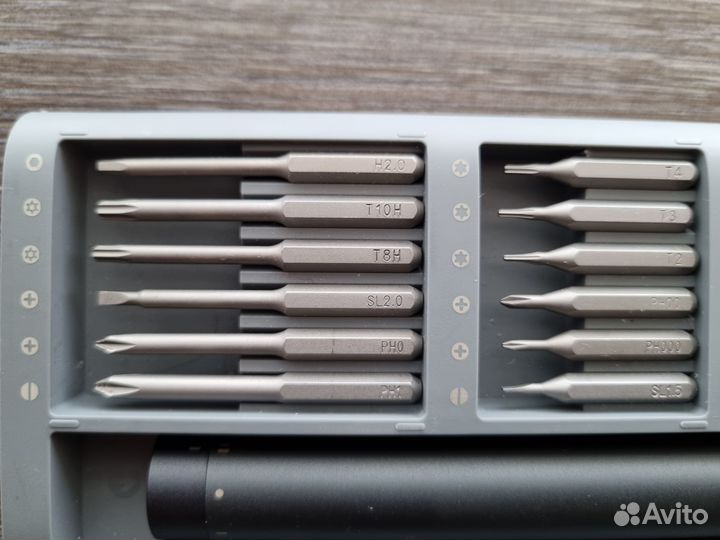 Электрическая отвертка xiaomi 24 биты в кейсе