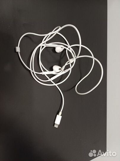 Наушники earpods