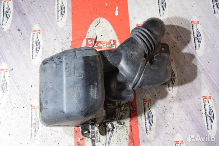 Бачок резонатора c Subaru Impreza GG2 EJ152