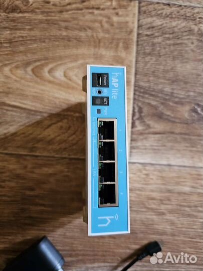 Роутер mikrotik hap lite