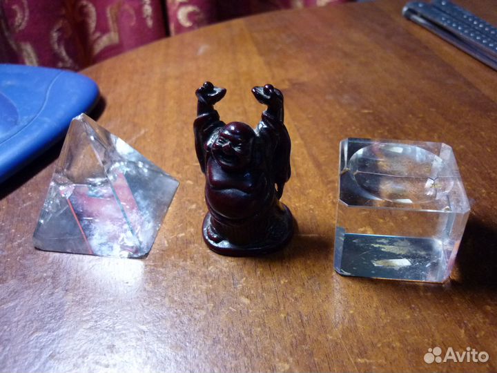 Винтажные мелочи: кружка, яйца, корзина