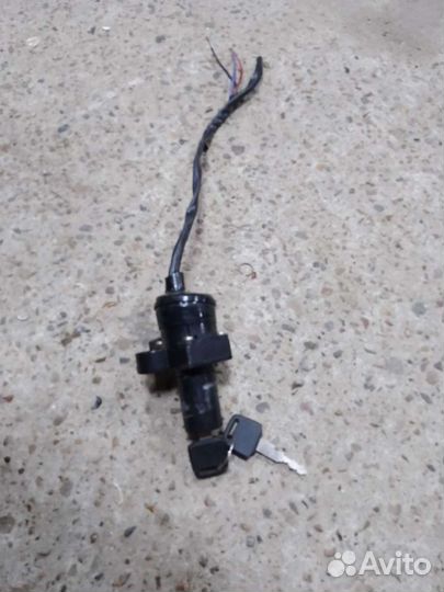 Замок зажигания мотоцикла Хонда CBR250RR