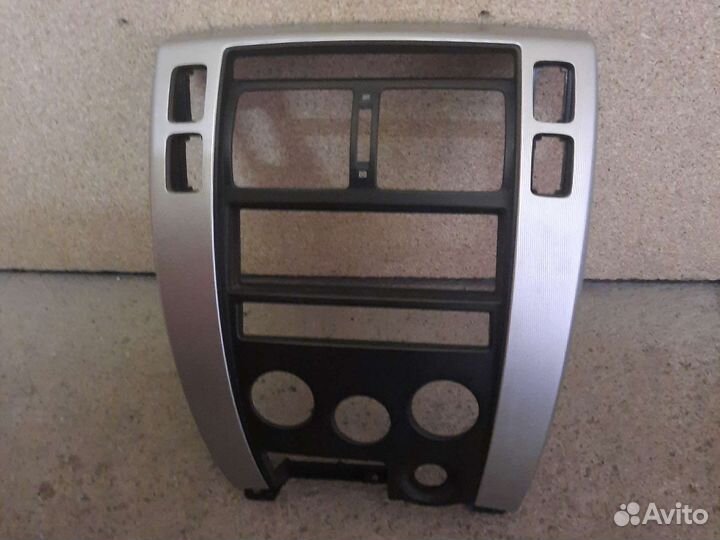 Рамка для магнитолы hyundai tucson