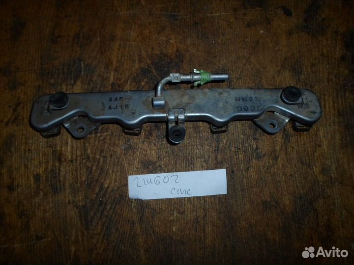 Рейка топливная (рампа) (Honda Civic)