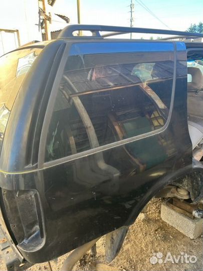 Стекло собачника Chevrolet Blazer (S15) II рестайл
