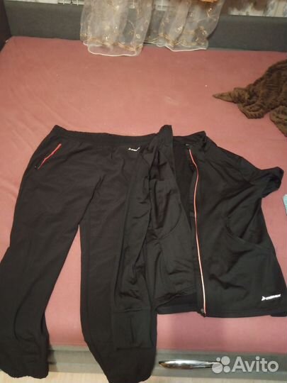 Спортивный костюм женский