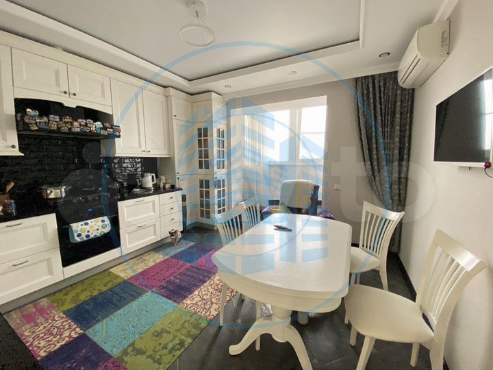 2-к. квартира, 83,5 м², 8/9 эт.