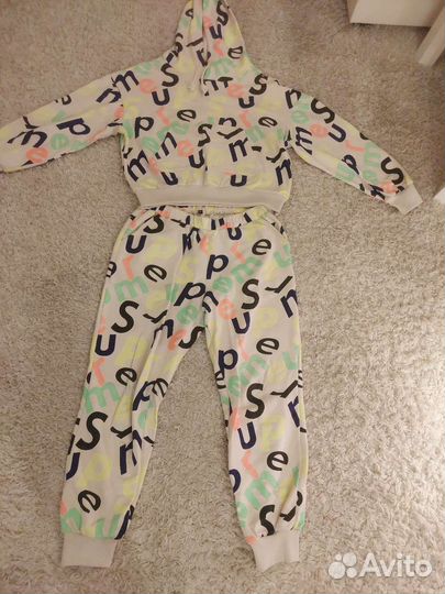 Спортивный костюм женский