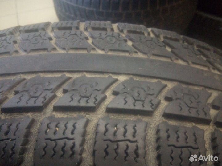 Toyo Observe G3-Ice 205/75 R15