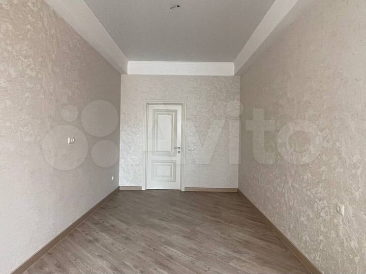 3-к. квартира, 100 м², 8/13 эт.