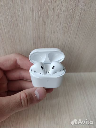 Беспроводные наушники AirPods 2