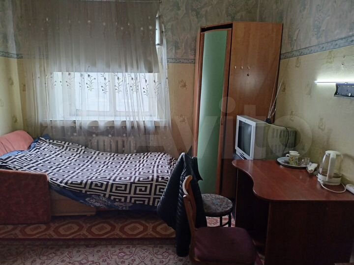 Комната 17 м² в 1-к., 2/4 эт.