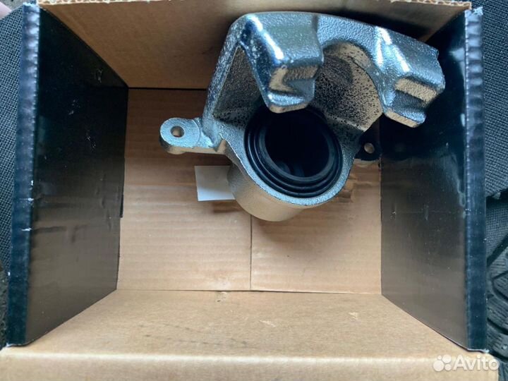Суппорт тормозной NK 2145184 для Toyota Yaris