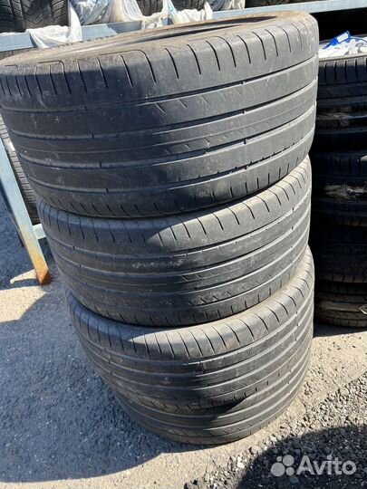 Goodyear Eagle F1 Asymmetric 3 265/45 R20 и 295/40 R20