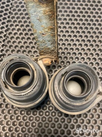 Обратный клапан Bentley Continental Flying Spur