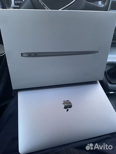 Apple MacBook Air M1