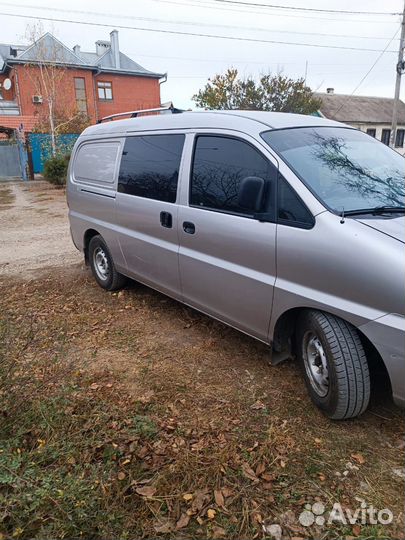 Hyundai Starex 2.5 AT, 2006, 286 000 км
