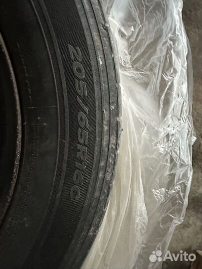 Hankook Radial RA28 205/65 R16