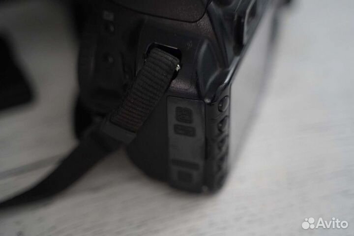 Зеркальный фотоаппарат nikon d3100