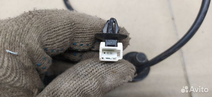 Ответная часть ремня безопасности Tiida (C11) 2007