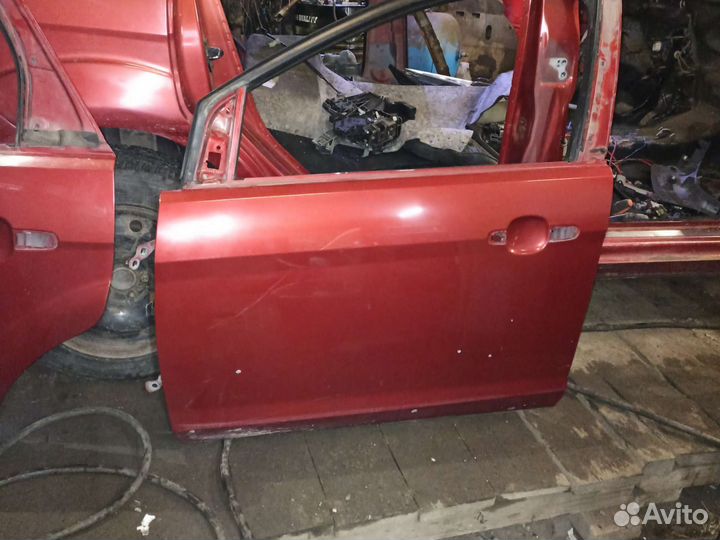 Дверь перед левая Форд фокус 2 рестайлинг