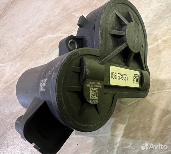 Моторчик стояночного тормоза mercedes w205