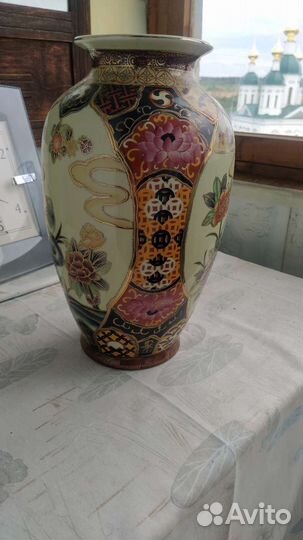 Напольная ваза