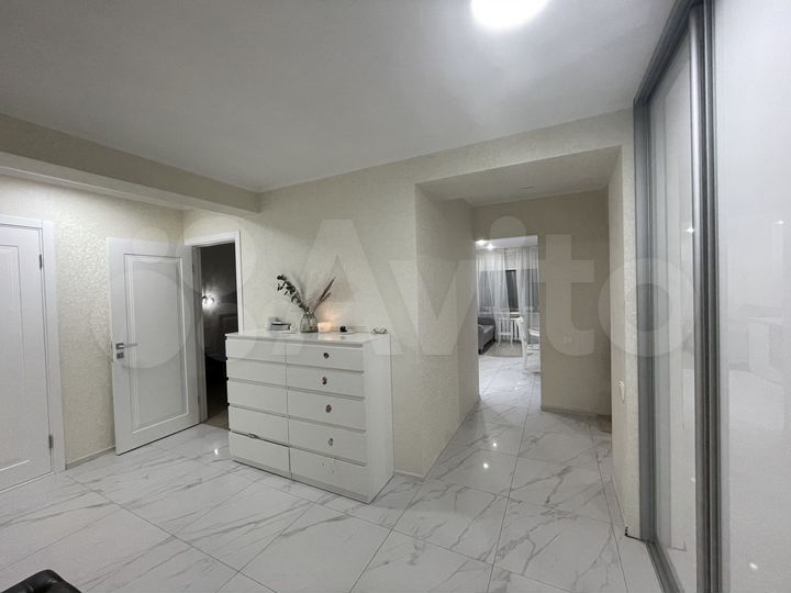 2-к. квартира, 74 м², 12/14 эт.