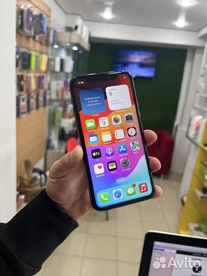 iPhone 11 Pro, 64 ГБ