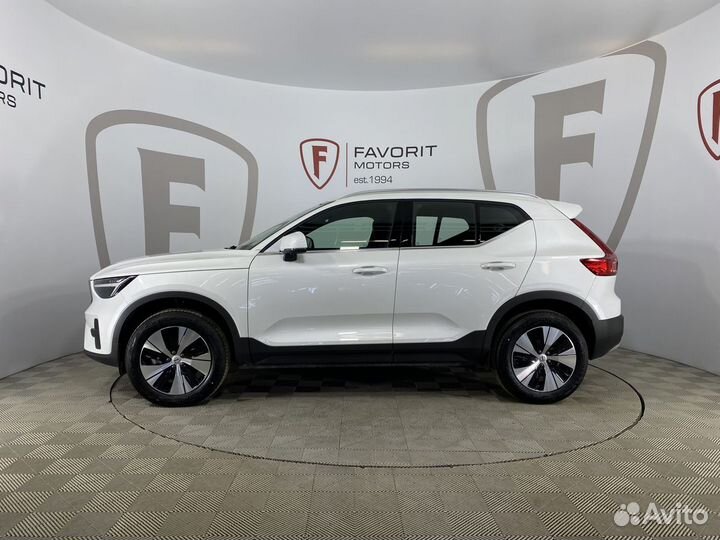 Volvo XC40 2.0 AMT, 2024, 76 км