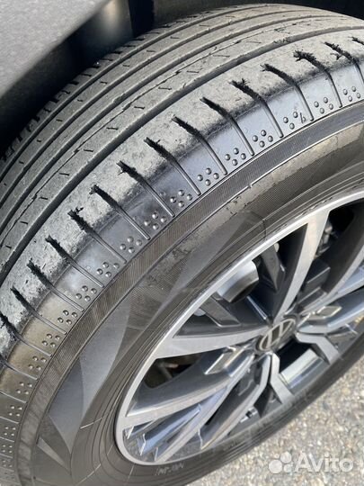 Yokohama BluEarth-A 215/65 R17
