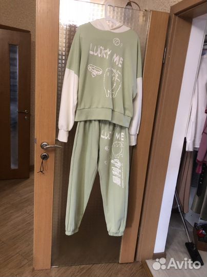 Костюм спортивный на рост 164