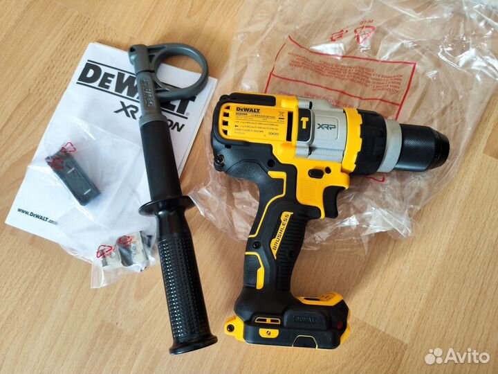 Ударная дрель DeWalt DCD999