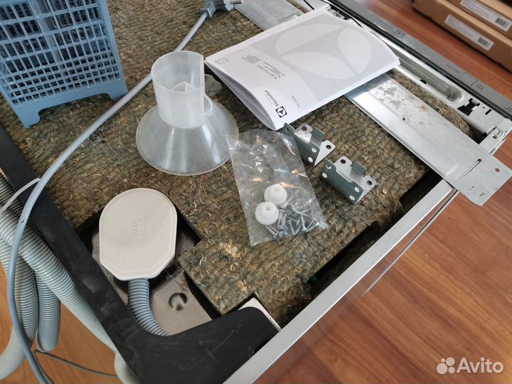 Посудомоечная машина electrolux ESL 6380 RO бу